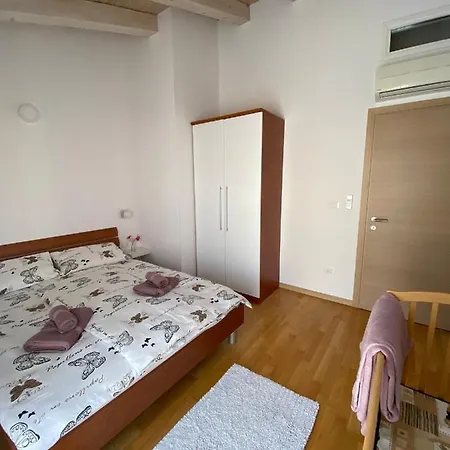 Mira Apartament